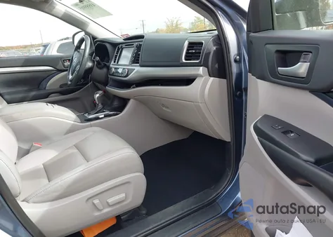 2019 Toyota Highlander Xle z USA, uszkodzony, nr VIN 5TDJZRFH4KS729422